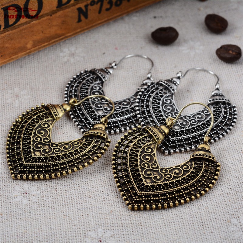 Khuyên Tai Nữ Trang Tạo Hình Độc Đáo
