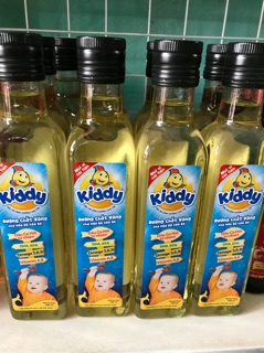 Dầu ăn Kiddy dinh dưỡng Cá hồi cho bé 250ml