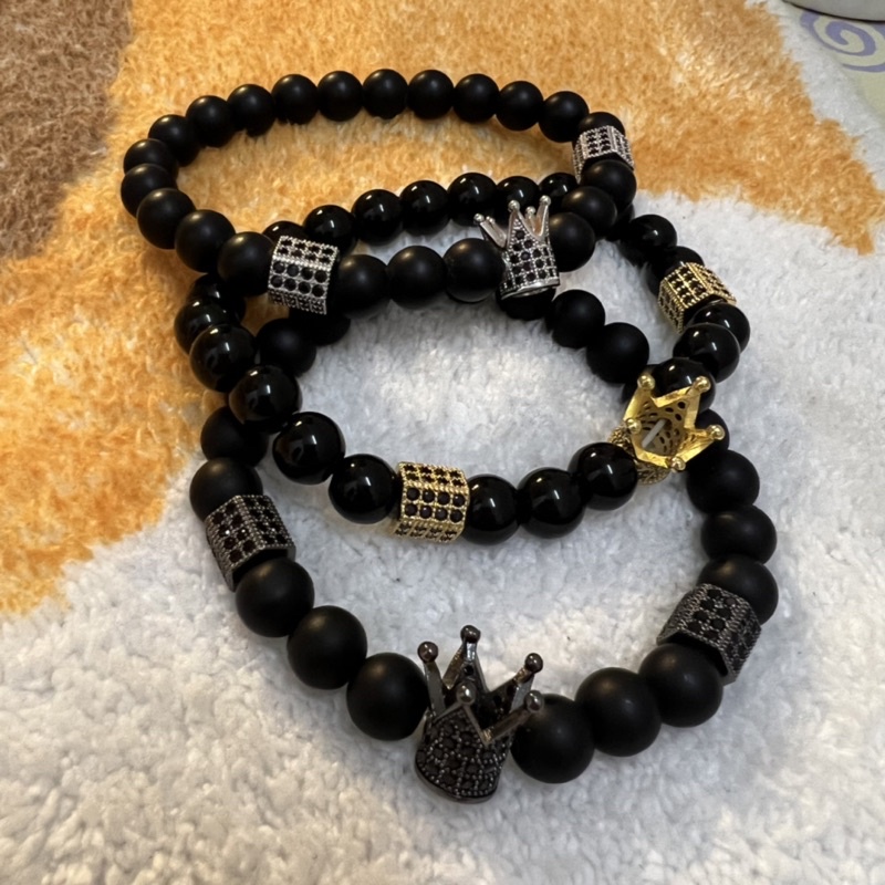 Vòng tay hạt charm nam vương miệng dành cho nam