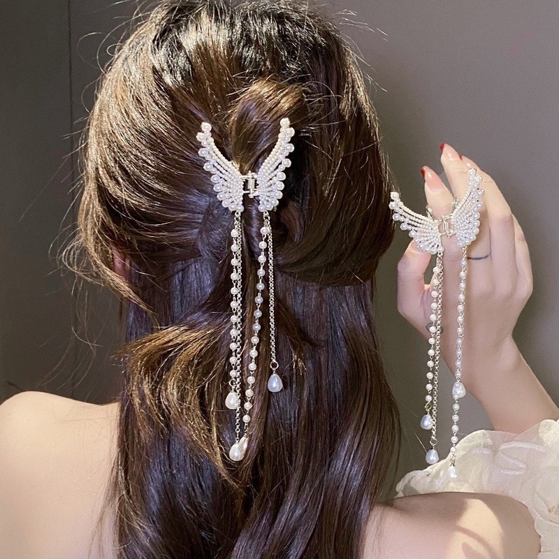 Kẹp Tóc Tua Rua Hình Bướm Đính Ngọc Trai Thời Trang Sang Trọng Cho Nữ