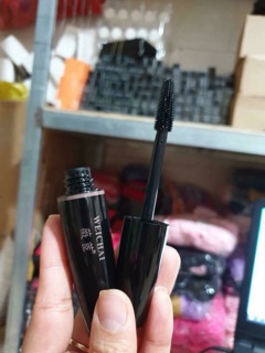 Chuốt tóc vào nếp wechai