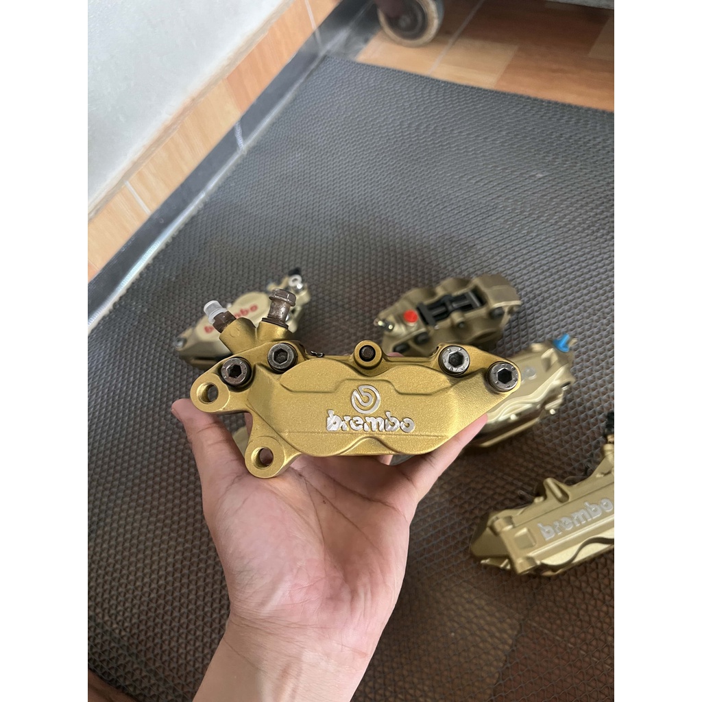 Heo brembo 4pis P4 tháo xe | Heo 4pis