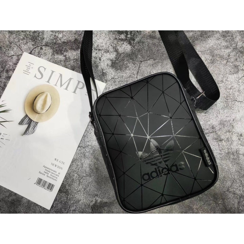 Túi Đeo Chéo Adidas Vuông Mini | Cam Kết Chất Lượng | BigBuy360 - bigbuy360.vn