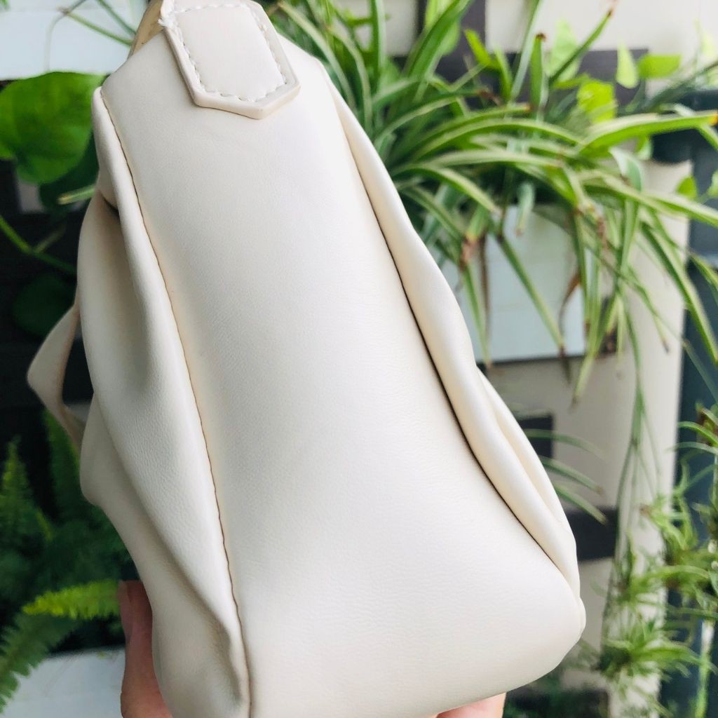 (Mẫu chất) Túi mini đeo chéo nữ da nhúm KARA 429- Size 19*10*6cm, 2 dây, Da PU cao cấp