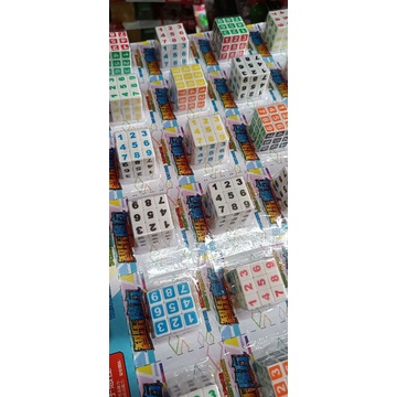 Đồ chơi rubik mini Vỉ 24 cái [ có thể xoay được ]