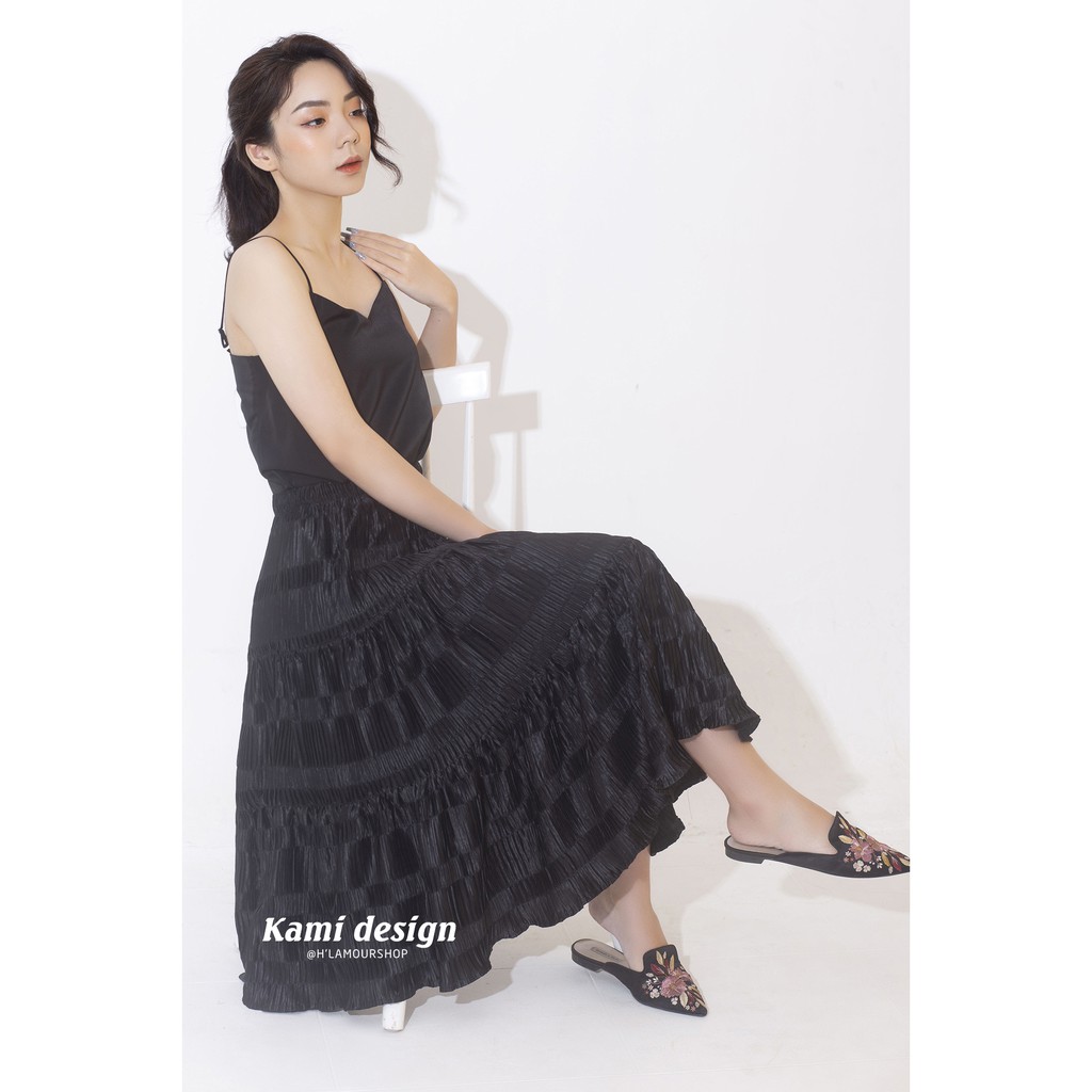 Phong cách PHÁP, Chân váy Behemian dập ly satin lụa