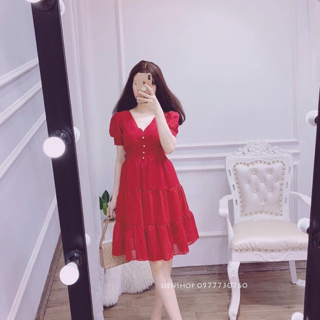 Váy xoè đỏ thanh lý