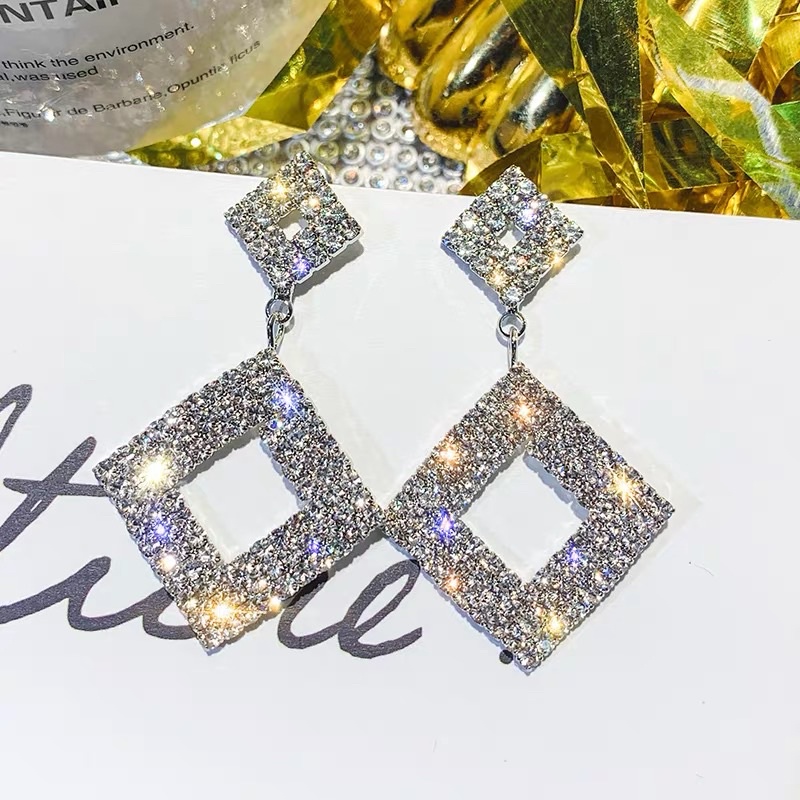 bông tai hình thoi đính đá sang chảnh, khuyên tai ngôi sao phong cách hàn quốc