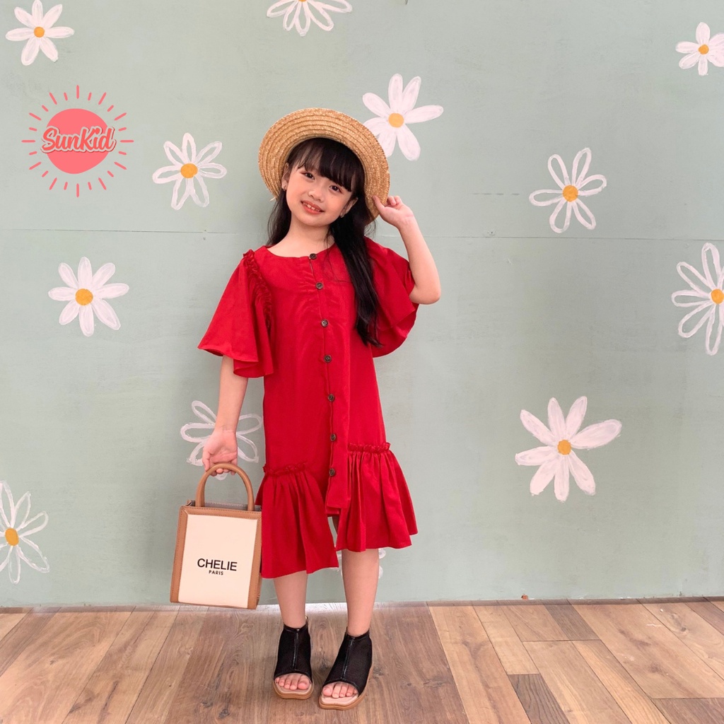 Váy đầm hè bé gái dáng suông cách điệu đính kèm cúc vải trượt nhật cao cấp Sunkid KC màu đỏ size trẻ em 4 - 12 tuổi