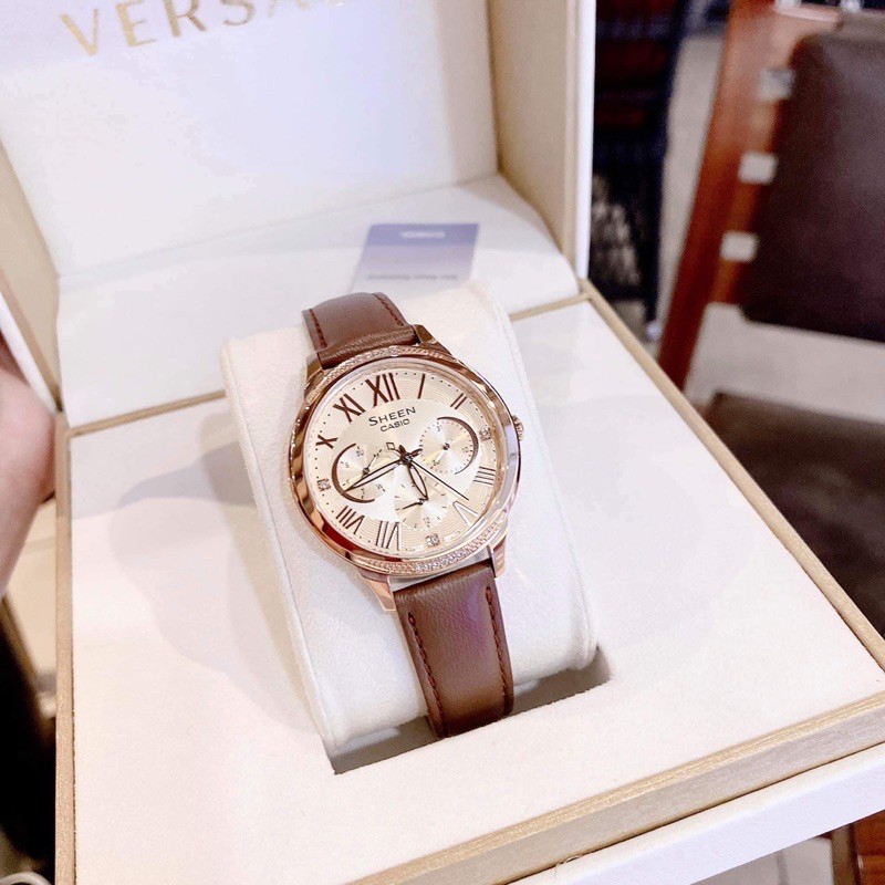 đồng hồ nữ Casio .