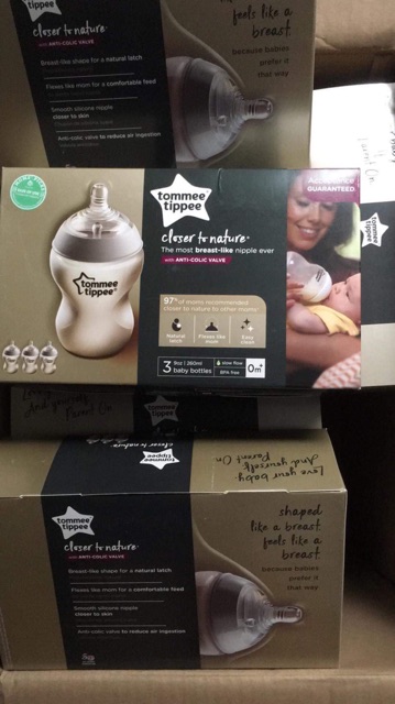 Bình sữa tommee tippee