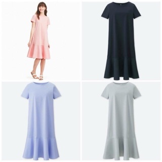 Váy đuôi cá Uniqlo