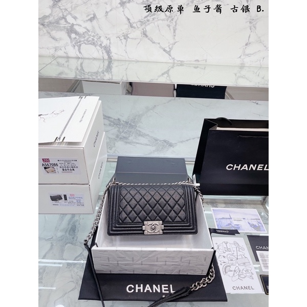 Túi xách chanel boy size 25 cm