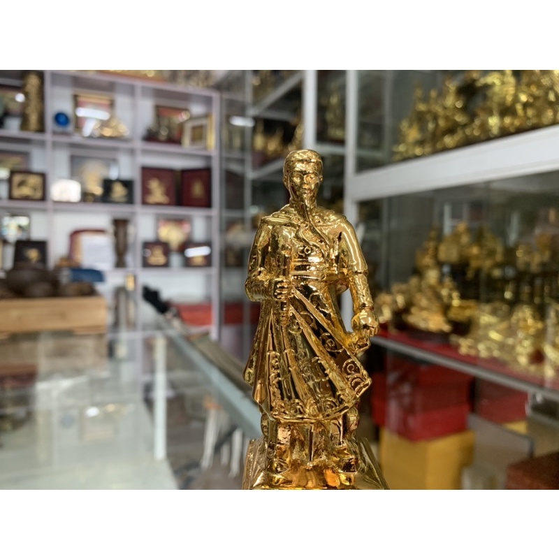 Tượng đồng Trần Hưng Đạo đức thánh Trần bằng đồng mạ vàng 24k cao 12cm