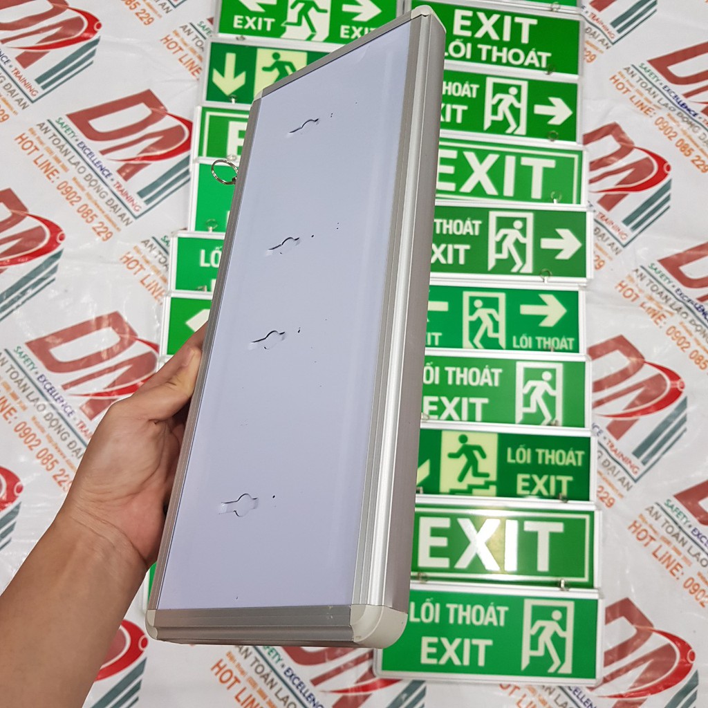 Biển chỉ dẫn thoát nạn YiFei dạ quang 1 mặt EXIT chỉ xuống YF1017