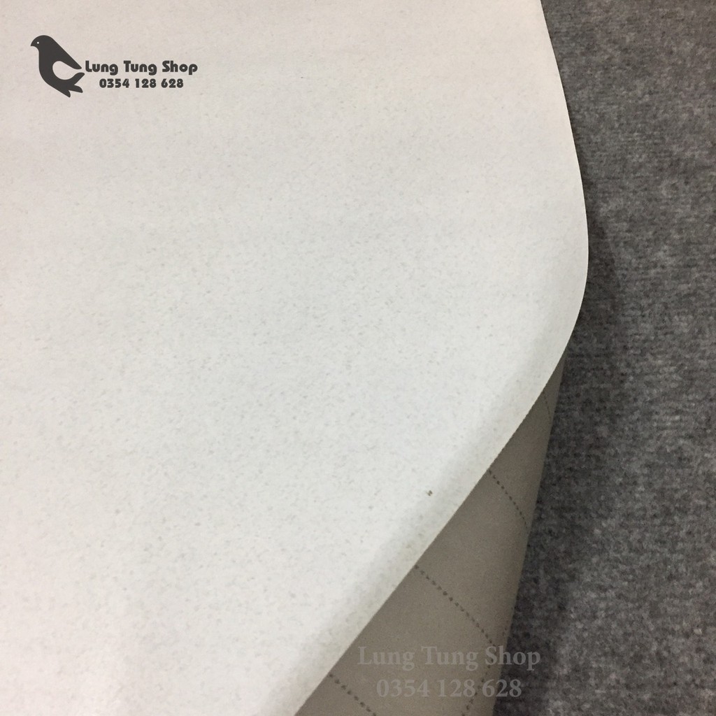 Thảm nhựa simili trải sàn màu trắng nhám
