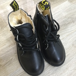 Giày boot da đen lót lông cho bé