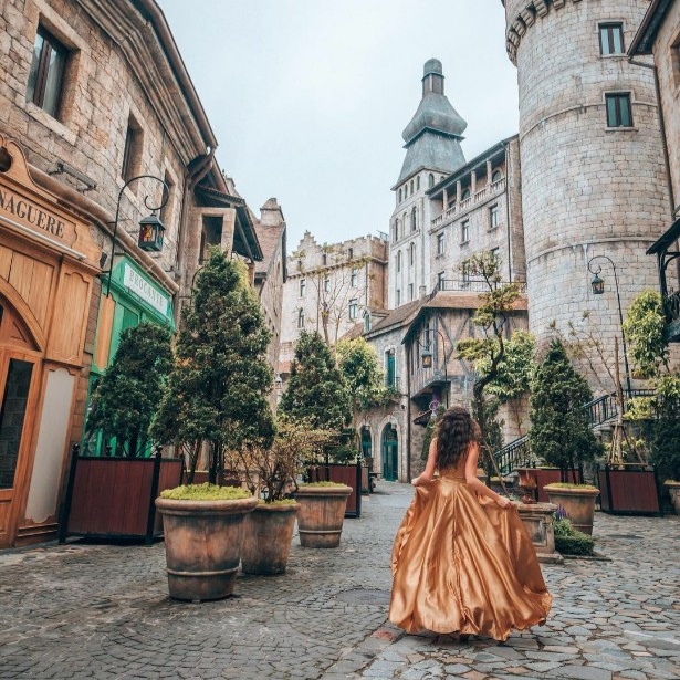 Đà Nẵng  Tour Bà Nà Hills 1 ngày - Cáp treo, vui chơi, check in Cầu Vàng, ăn trưa buffet đón tại Đà Nẵng