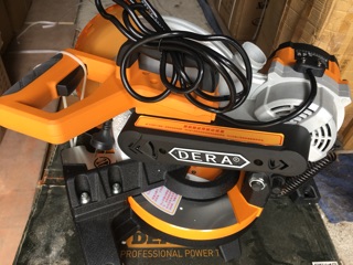 Máy cắt nhôm Dera DK255B