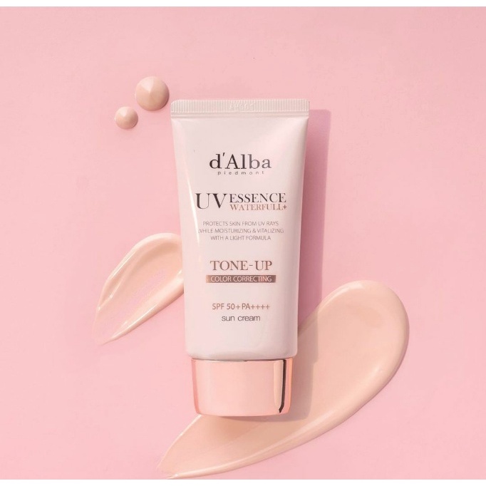 Kem chống nắng D'ALBA UV ESSENCE WATERFULL+