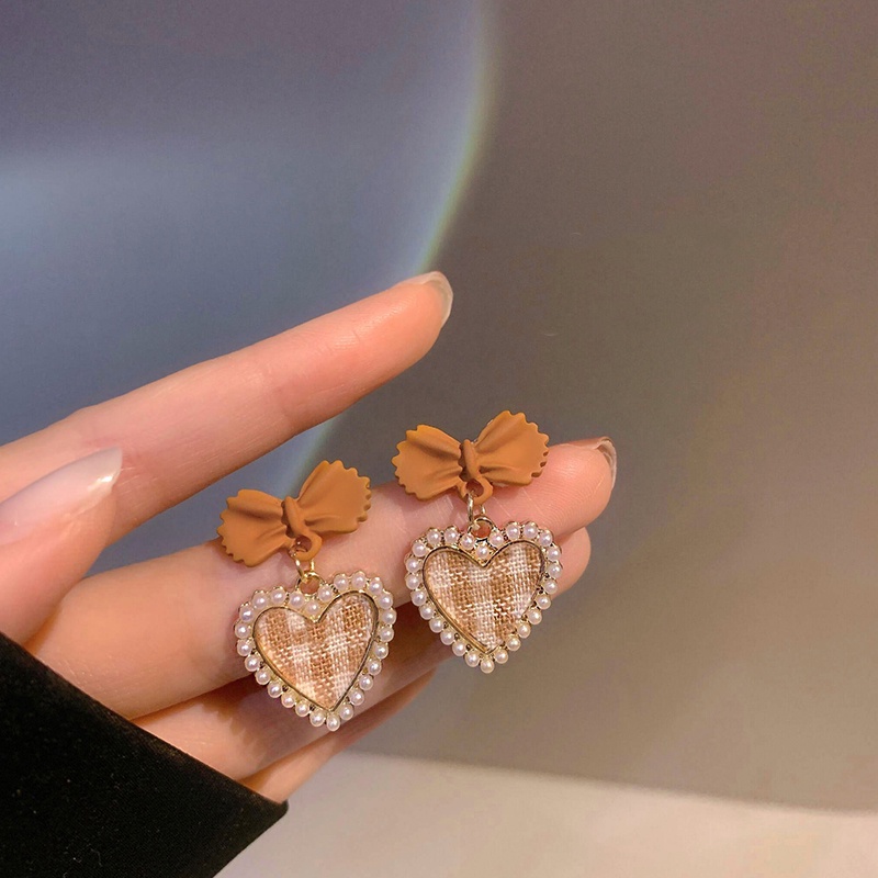 Khuyên tai hình nơ và trái tim phong cách cổ điển hợp thời trang