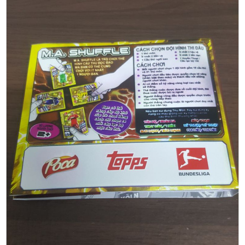- Bộ thẻ in Match Attax Huyền thoại Bundesliga Poca