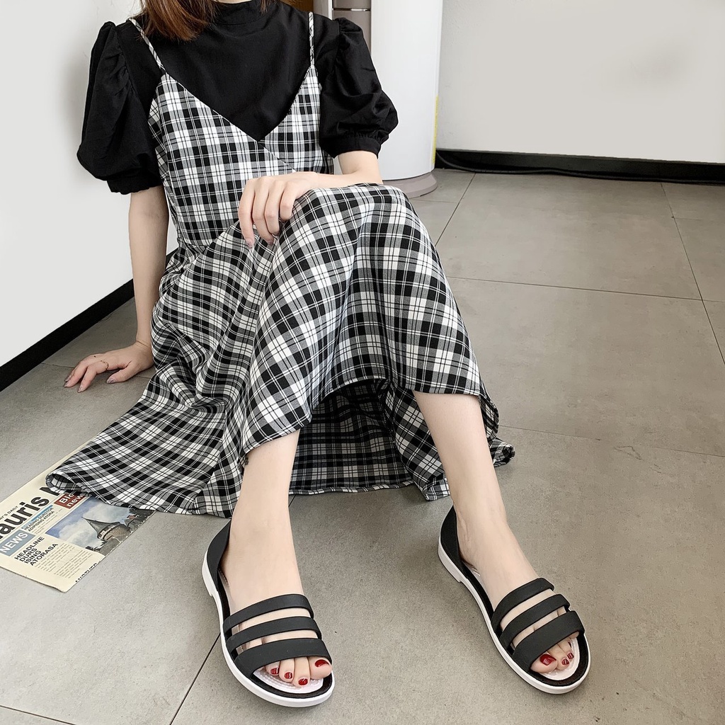 Dép Sandal Đế Bằng Phong Cách Hàn Quốc Thời Trang Mùa Hè Hàng Mới Dành Cho Bạn Nữ Mang Đi Biển