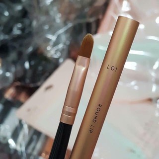 CỌ MÔI VACOSI ROUND LIP L01 ❣️❣️