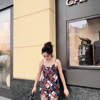 Áo của hoàng yến 820 k
