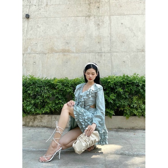 ĐẦM BÈO XINH KHOÉT EO