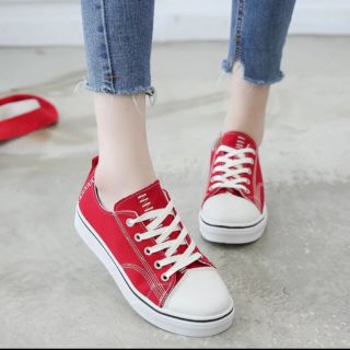 Giày viền khâu cá tính