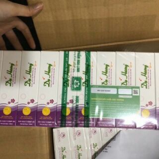 Dung dịch vệ sinh phụ nữ Dạ Hương tím 100ml
