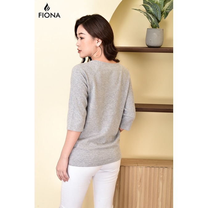 Áo len nữ tay lỡ dáng suông FIONA, áo len cổ tròn, mềm mịn thêu họa tiết bông hoa D859235