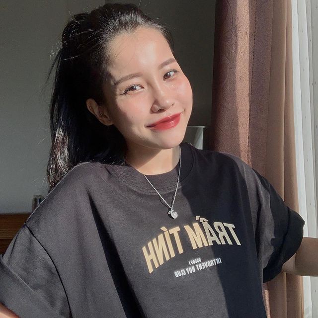 Áo thun Trầm Tính Introvert Boy Club