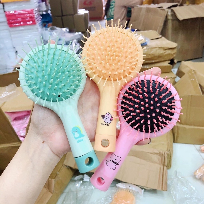 Lược gai massage gỡ gối tóc mini cầm tay kèm gương 2 trong 1 in hình siêu cute nhiều màu dể thương cho nữ LMSG047