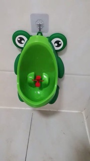 Bô ếch gắn tường dành cho bé trai