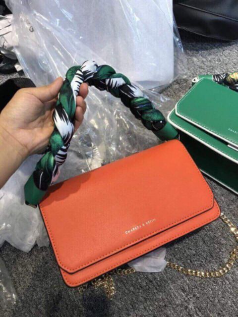 Túi Charles & Keith