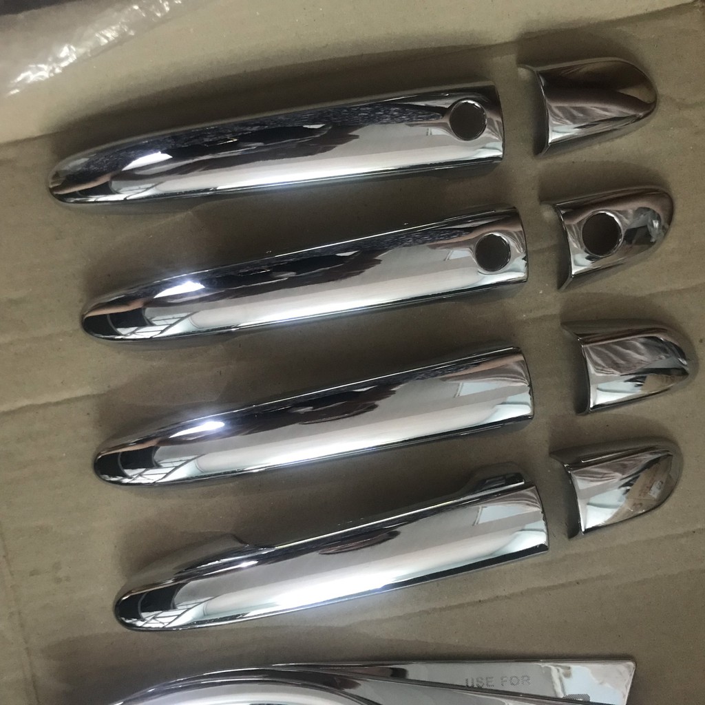 Bộ ốp Tay cửa mạ crom có lỗ từ cho Xe Mazda CX8 2019-2021