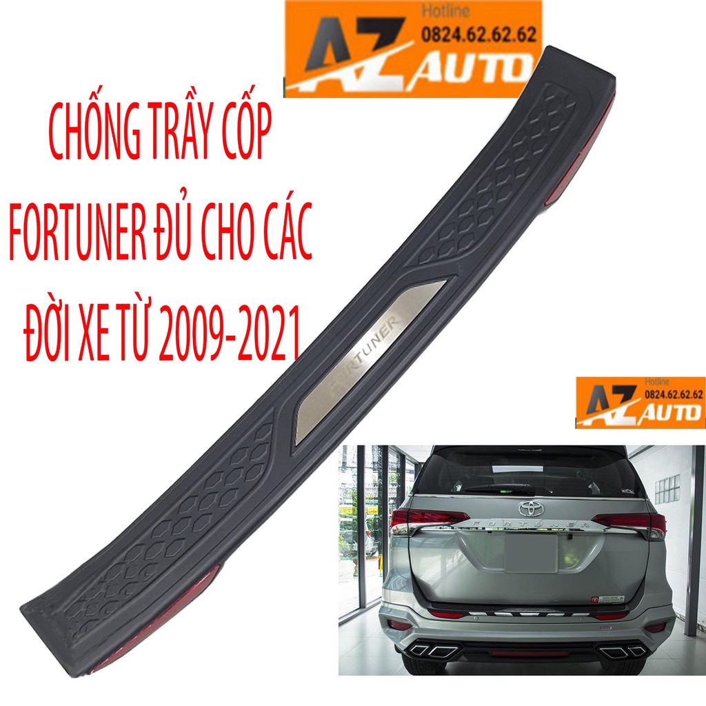 [Mã LIFEAUMAY giảm 10% tối đa 30k đơn 150k] Ốp Chống Trầy Cốp Xe Toyota Fortuner 2009-2022