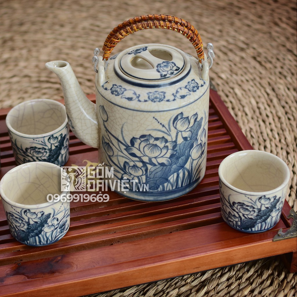 Bộ ấm chén tích Bát Tràng men rạn vẽ sen giả cổ