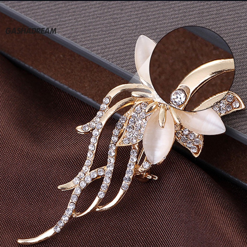 ♉GD Women Fashion Flower Rhinestone Jewelry Brooch Pin Breastpin Garment Accessory