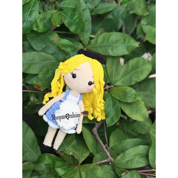 Búp bê alice bằng len