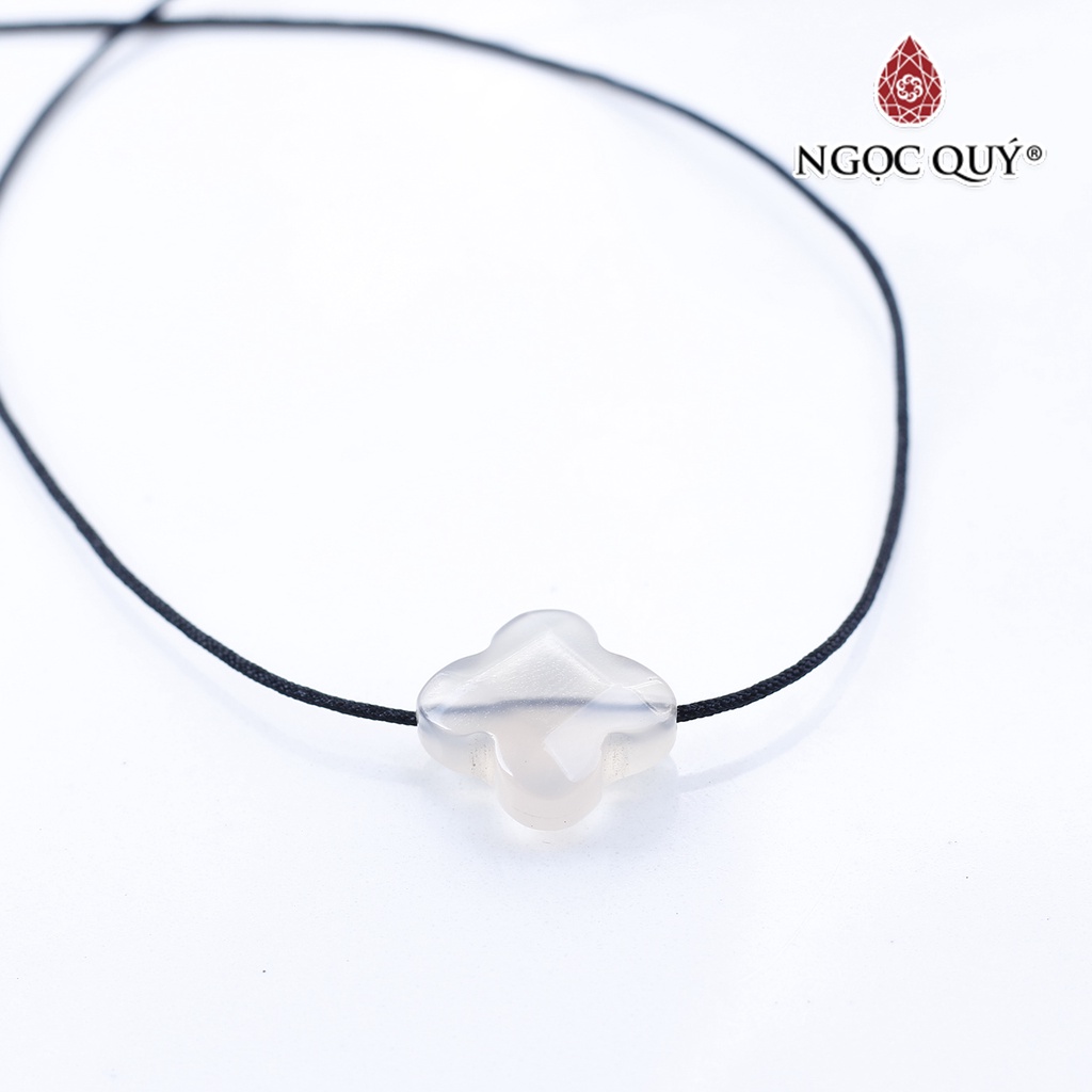 Mặt dây chuyền thánh giá xỏ ngang đá mã não trắng - Ngọc Quý