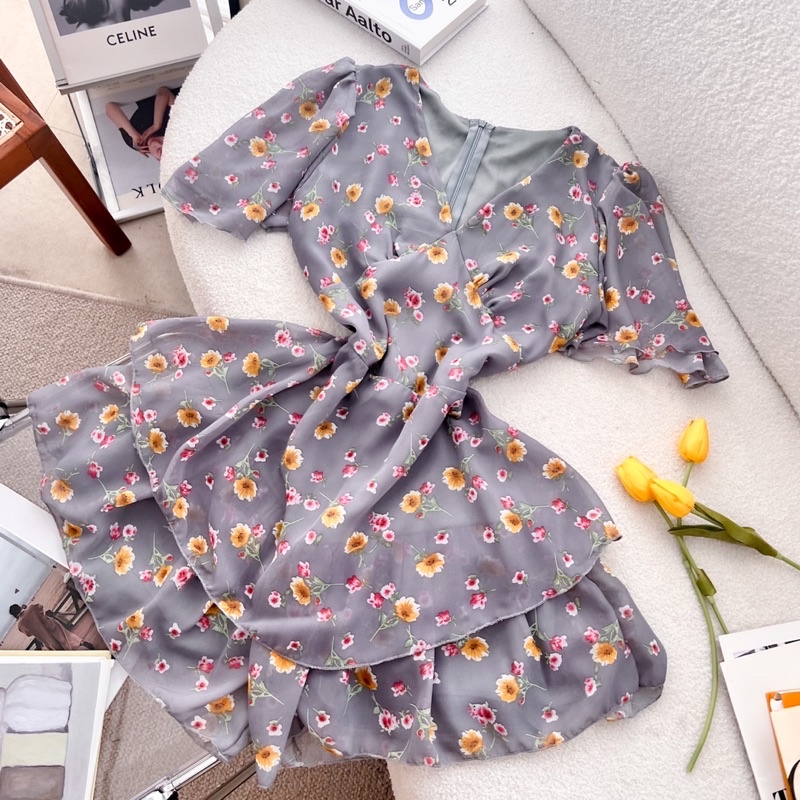 JUMPSUIT HOA CỔ V TẦNG