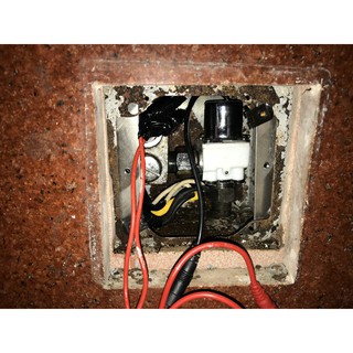 Van xả cảm ứng Tiểu nam TECHOME A606