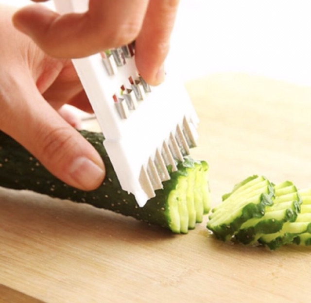 Dụng cụ bào, nạo, gọt đa năng_bằng nhựa