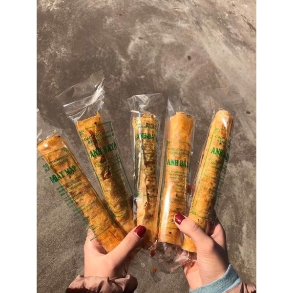 Bánh tráng cuộn anh Bảy Mập giòn tan ăn là nghiền!