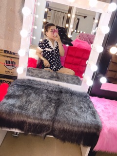 THẢM LÔNG TRẢI BÀN MAKEUP