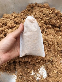 Lá tắm Dao đỏ sau sinh (dạng túi lọc)