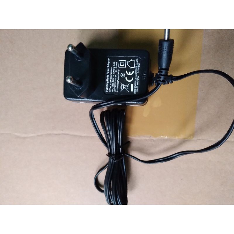 NGUỒN 5V - 2A CHÂN NHỎ DÙNG CHO CAMERA VÀ TIVI BOX